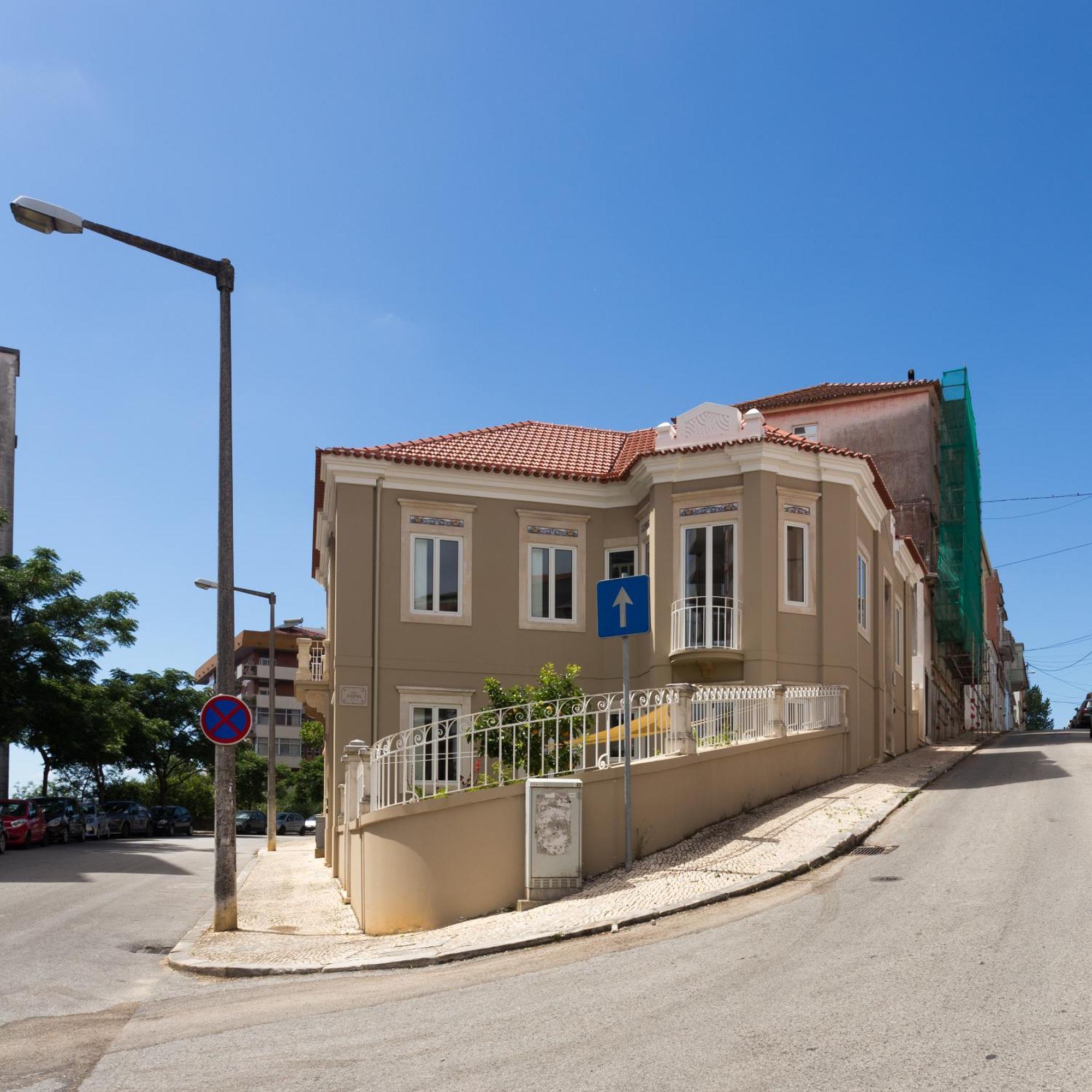 Vila Julieta Guesthouse Coimbra Exterior photo